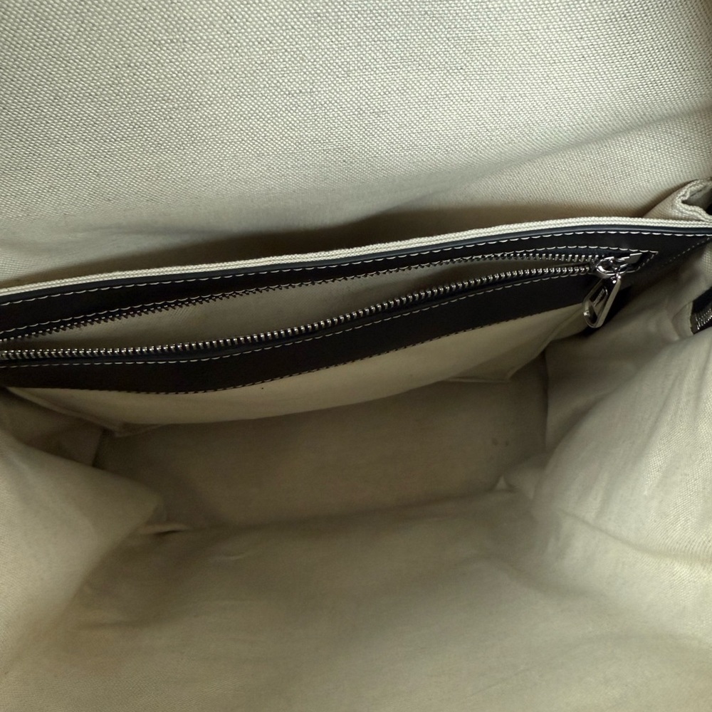 BURBERRY Horseferry Print  Canvas Backpack. Certified Authentic w/ COA. Unisex - Picture 13 of 16
